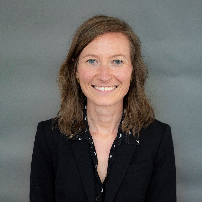 Alexa Schmidt headshot